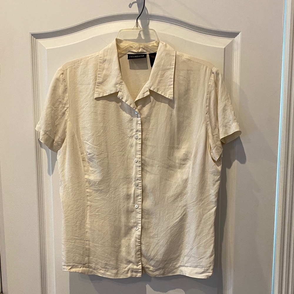 Liz Claiborne Cream Blouse